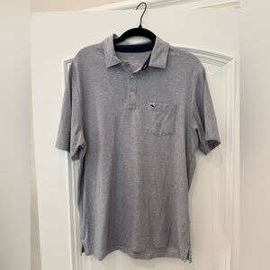 Vineyard Vines striped polo - Men’s Medium - like new!!!